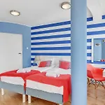 Bed and breakfast Navy Group - Marina 3*