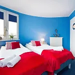 Navy Group - Marina Bed and breakfast