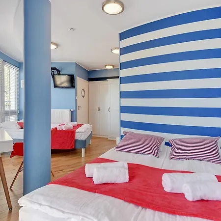 Navy Group - Marina Bed & Breakfast Gdańsk