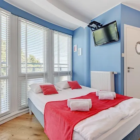 ベッド・アンド・ブレックファスト Navy Group - Marina 3*