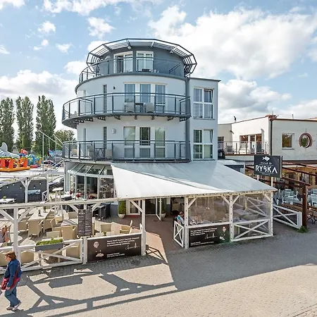 Navy Group - Marina ベッド・アンド・ブレックファスト グダニスク