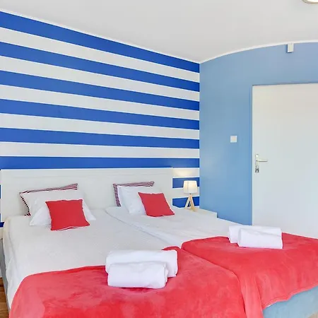 ベッド・アンド・ブレックファスト Navy Group - Marina グダニスク