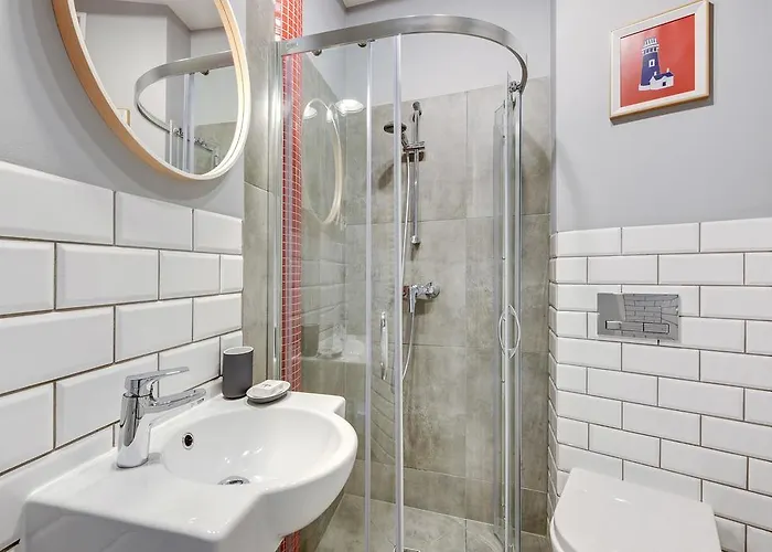 Navy Group - Marina לינה וארוחת בוקר גדנסק