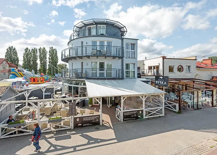 Navy Group - Marina לינה וארוחת בוקר גדנסק