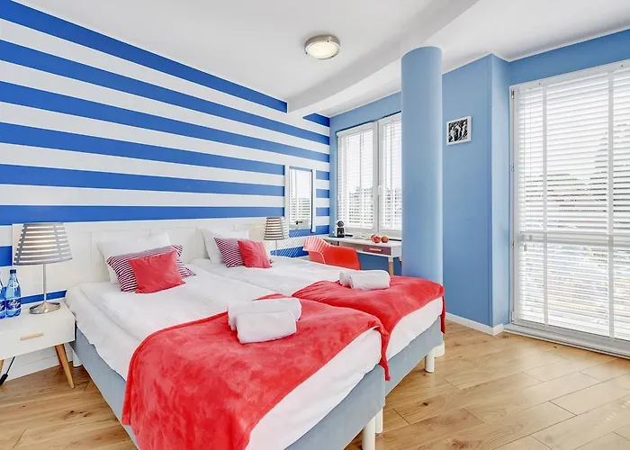 Navy Group - Marina 3*