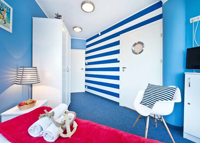 Navy Group - Marina 3* גדנסק