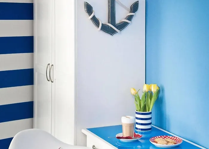 לינה וארוחת בוקר Navy Group - Marina גדנסק