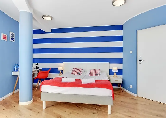 Navy Group - Marina 住宿加早餐酒店 3*