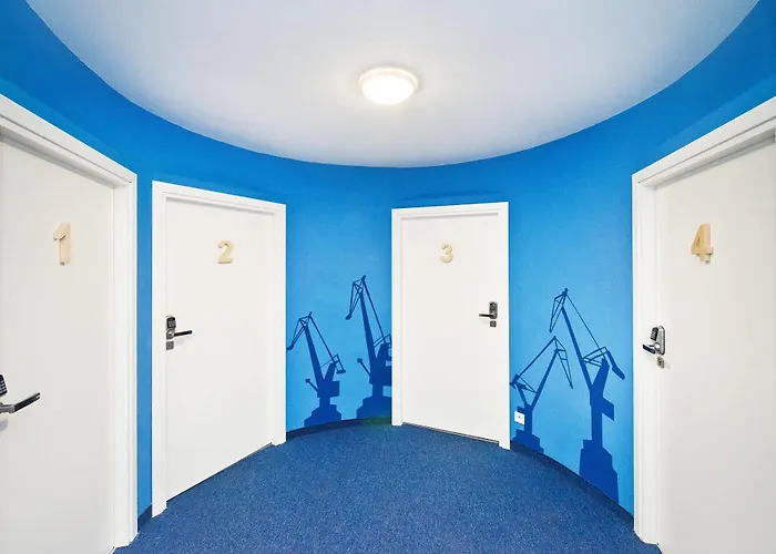 Navy Group - Marina 3* 格但斯克